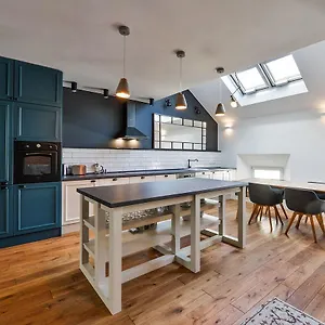 https://wishlist-old-prague-residences-charles-bridge.praguehotelsweb.com